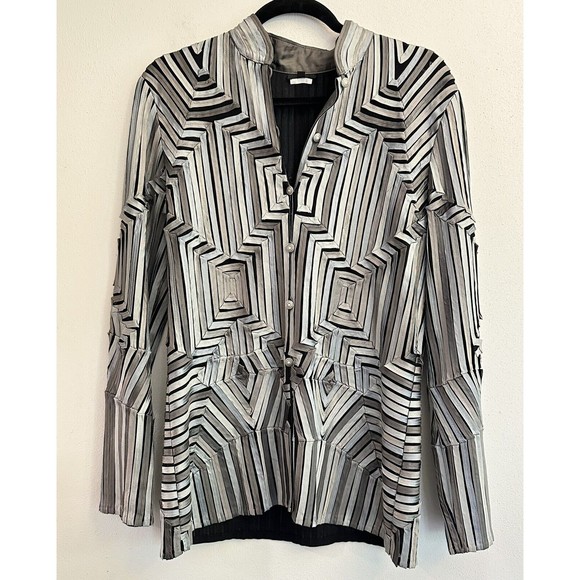 IKA Ribbon‎ And Mesh Button Stretchy Jacket Cardigan Size 12 Gray/Silver - Picture 1 of 11
